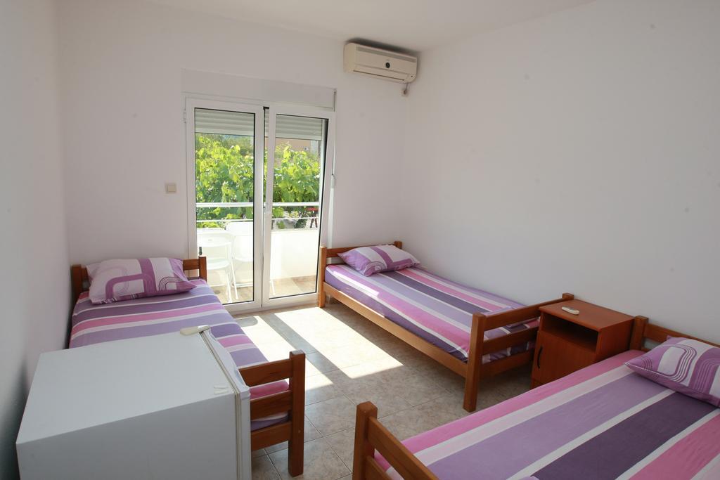 Guest house Ugljevarevic
