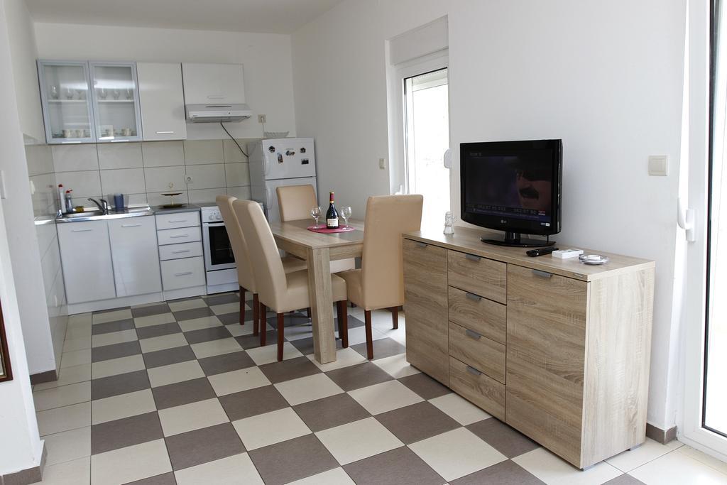 Guest house Ugljevarevic *